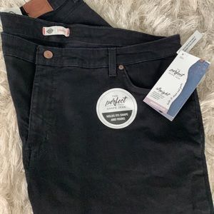 Dickies The Perfect Shape Jean Size 20W Color Black
